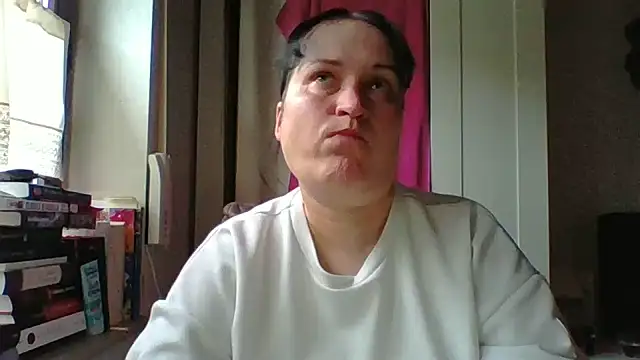  squirty cum lady  online show from June 12, 4:27 pm