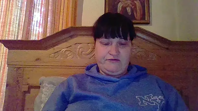  squirty cum lady  online show from April 13, 8:40 am