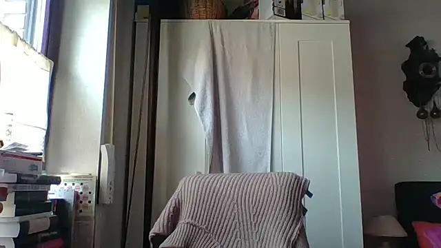  squirty cum lady  online show from March 7, 12:10 pm