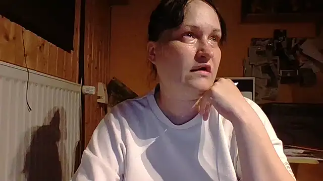  squirty cum lady  online show from June 27, 5:35 am