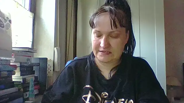  squirty cum lady  online show from March 29, 6:15 am