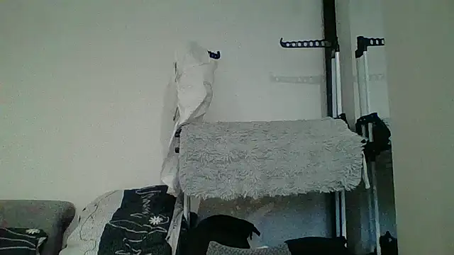  squirty cum lady  online show from November 6, 5:22 am