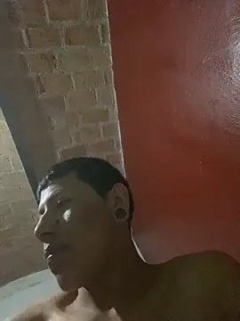 Snapshot of nowex18 chatting on October 25, 1:27 am nowex18 online show from October 25, 1:27 am