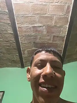 Snapshot of nowex18 chatting on November 14, 2:15 am nowex18 online show from November 14, 2:15 am