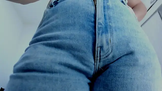 Amelia Debora Antonella online show from March 15, 1:29 pm