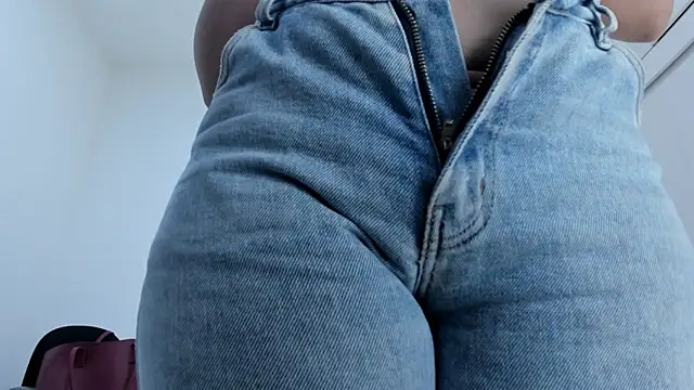 Amelia Debora Antonella online show from February 24, 3:02 pm