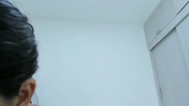 Amelia Debora Antonella online show from February 13, 1:33 pm