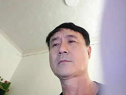 Snapshot of KennyLOVERboy chatting on January 29, 3:04 pm KennyLOVERboy online show from January 29, 3:04 pm