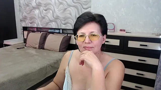 VitaCharm online show from February 26, 9:31 pm