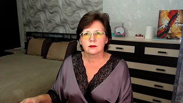 Snapshot of VitaCharm chatting on November 22, 9:24 pm VitaCharm online show from November 22, 9:24 pm