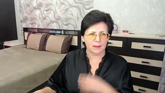 VitaCharm online show from February 26, 6:26 pm