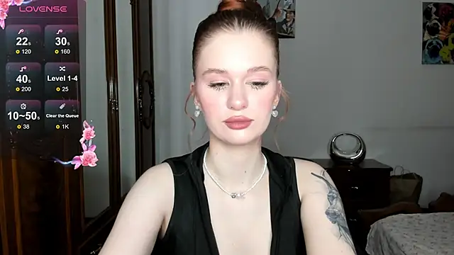 Snapshot of EmilySoul chatting on January 24, 2:08 pm EmilySoul online show from January 24, 2:08 pm