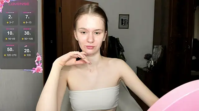 EmilySoul online show from March 16, 3:04 pm