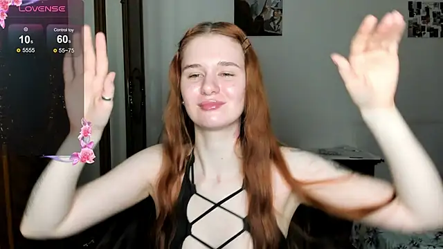 Snapshot of EmilySoul chatting on March 3, 12:01 am EmilySoul online show from March 3, 12:01 am