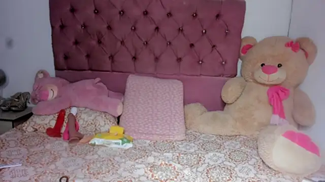 Dana Jeins online show from March 8, 1:47 pm