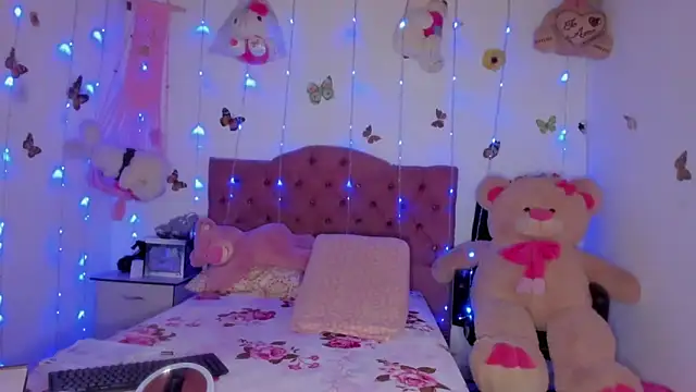 Dana Jeins online show from April 6, 2:51 pm