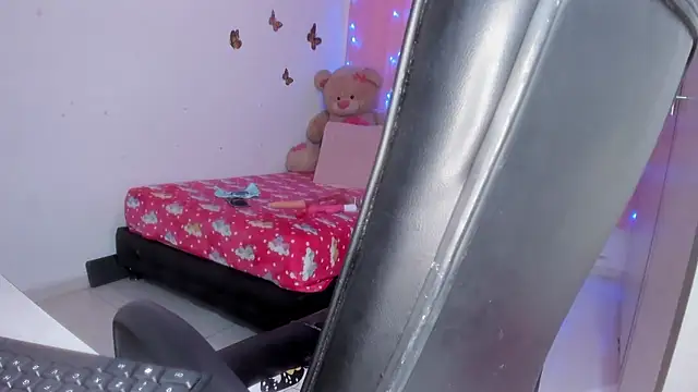 Dana Jeins online show from January 8, 1:28 pm