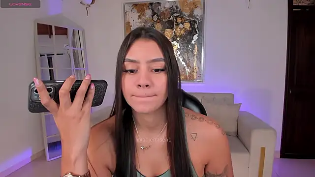 AllyJensen online show from February 12, 10:26 am