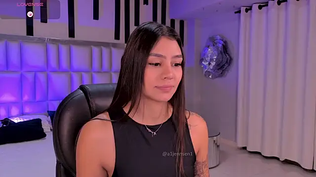 AllyJensen online show from May 17, 10:37 am