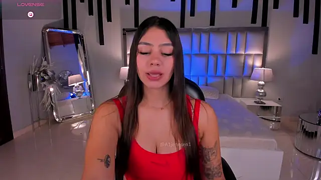 AllyJensen online show from June 3, 10:38 am