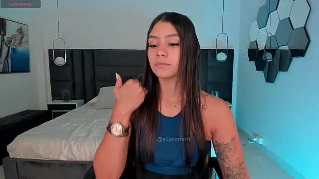 AllyJensen online show from February 4, 10:21 am