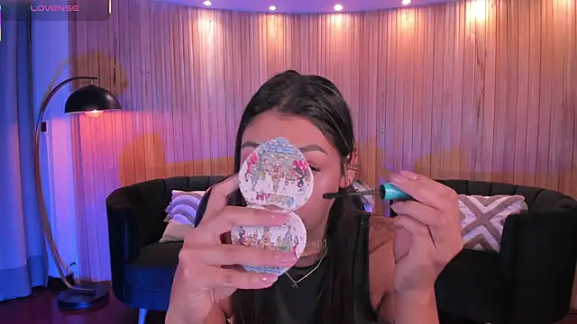 AllyJensen online show from November 15, 10:08 am