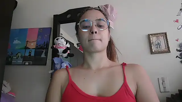 trianabell online show from March 23, 5:35 pm