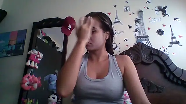 trianabell online show from October 22, 5:01 pm