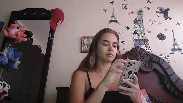 trianabell online show from January 14, 4:54 pm