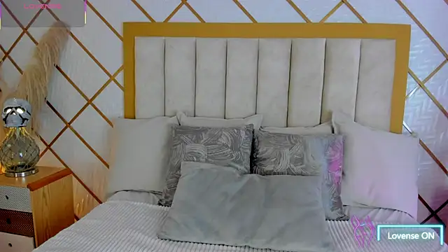 TamyHoney online show from October 23, 12:09 am