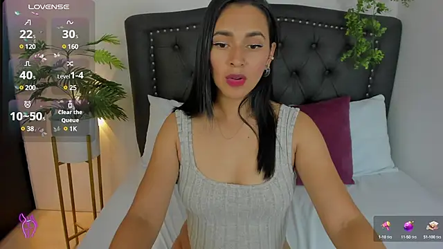 Snapshot of abril_71 chatting on March 5, 2:46 am abril 71 online show from March 5, 2:46 am