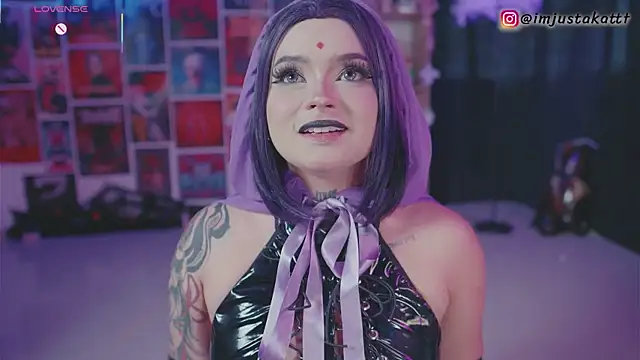 Snapshot of sensualkattt chatting on October 31, 1:52 pm sensualkattt online show from October 31, 1:52 pm