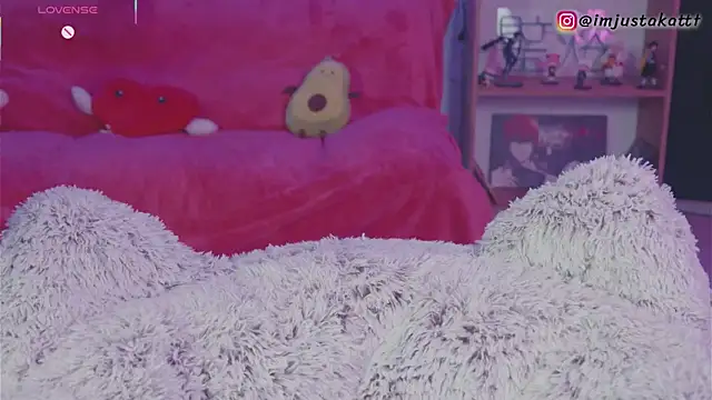 Snapshot of sensualkattt chatting on November 7, 1:37 pm sensualkattt online show from November 7, 1:37 pm