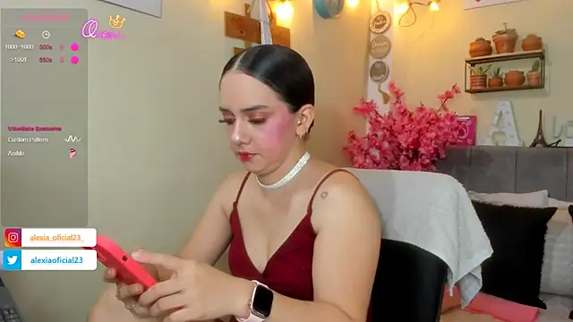 Snapshot of Alexia_Sweet_x chatting on July 11, 12:27 pm Alexia Sweet x online show from July 11, 12:27 pm