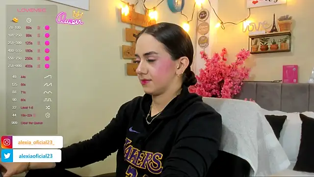 Snapshot of Alexia_Sweet_x chatting on June 7, 7:57 am Alexia Sweet x online show from June 7, 7:57 am
