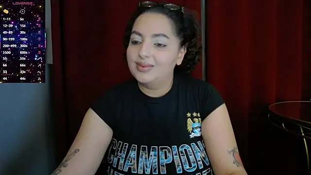 BustyAllyy online show from November 19, 8:20 pm