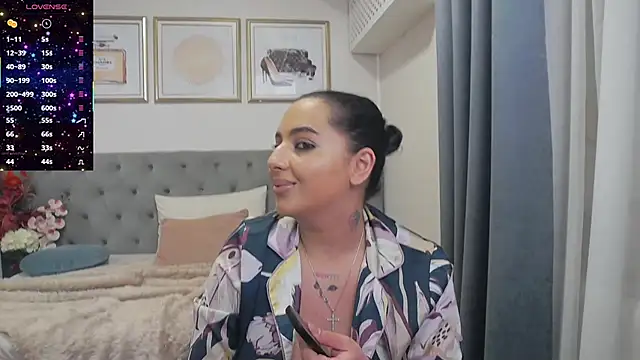 BustyAllyy online show from March 20, 9:27 pm