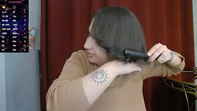 BustyAllyy online show from November 23, 6:29 pm