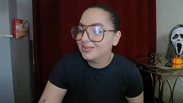 BustyAllyy online show from October 31, 6:26 pm