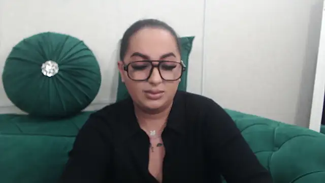 BustyAllyy online show from April 21, 8:48 pm