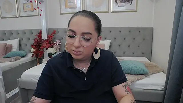 BustyAllyy online show from May 13, 6:26 pm
