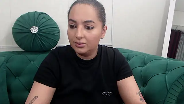 BustyAllyy online show from March 22, 4:19 pm