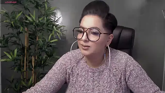 BustyAllyy online show from February 23, 9:16 pm