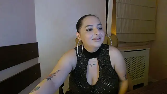 Snapshot of BustyAllyy chatting on June 8, 7:36 pm BustyAllyy online show from June 8, 7:36 pm