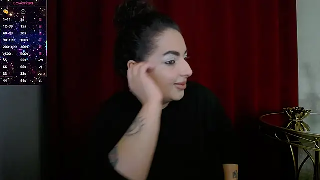 BustyAllyy online show from November 12, 7:29 pm