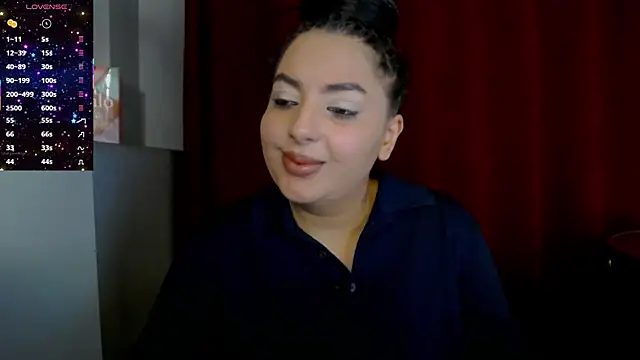 BustyAllyy online show from October 26, 4:40 pm