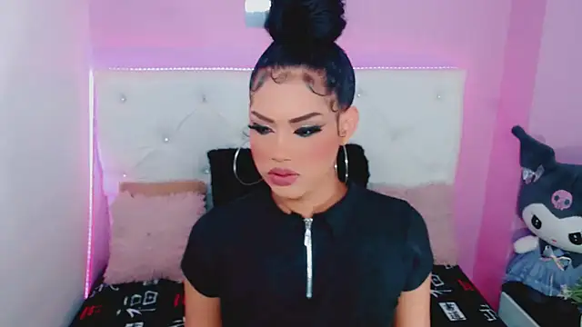 Snapshot of Amanda_bigx chatting on December 3, 2:34 am Amanda bigx online show from December 3, 2:34 am