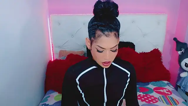 Snapshot of Amanda_bigx chatting on October 11, 4:24 am Amanda bigx online show from October 11, 4:24 am