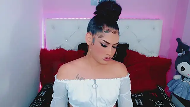 Snapshot of Amanda_bigx chatting on November 28, 5:18 am Amanda bigx online show from November 28, 5:18 am