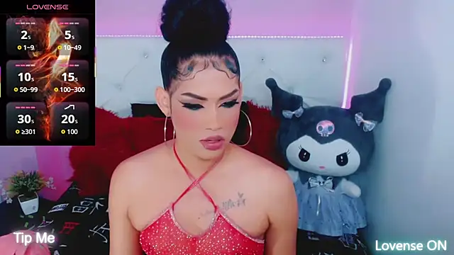 Snapshot of Amanda_bigx chatting on November 9, 5:00 am Amanda bigx online show from November 9, 5:00 am